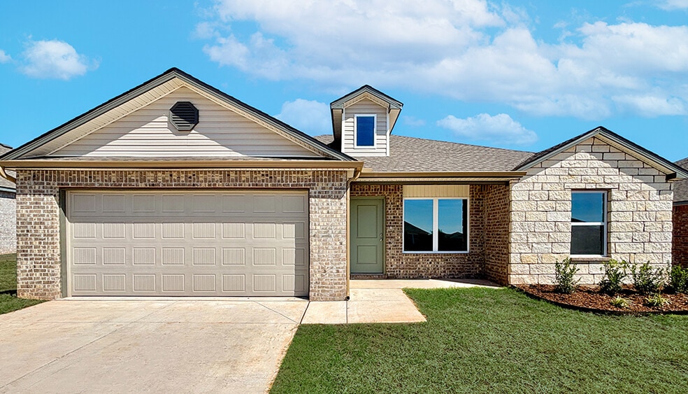 3848 Louthea Ln, Harrah, OK 73045 - photo 1