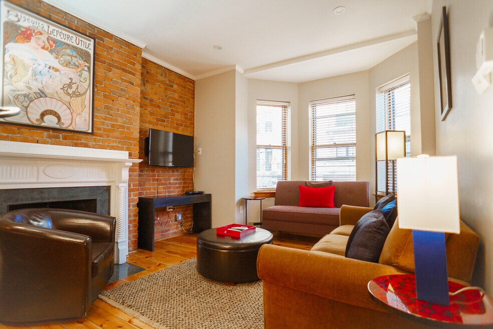 15 Garrison St unit 3, Boston, MA 02116 - photo 1