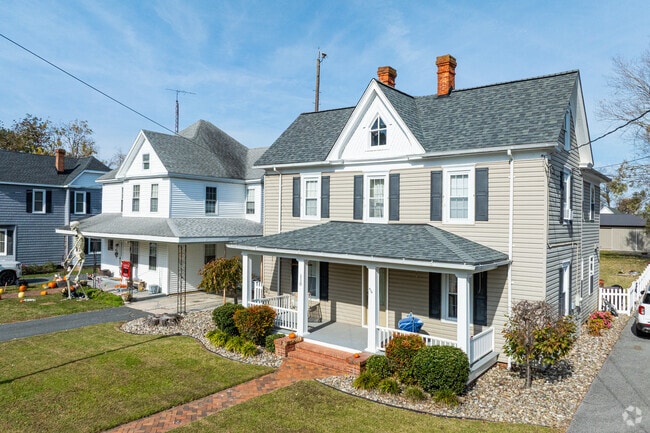 Most homes in East New Market have covered porches.
