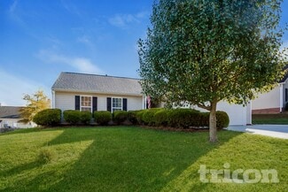 956 Ashland Ave, Statesville, NC 28677