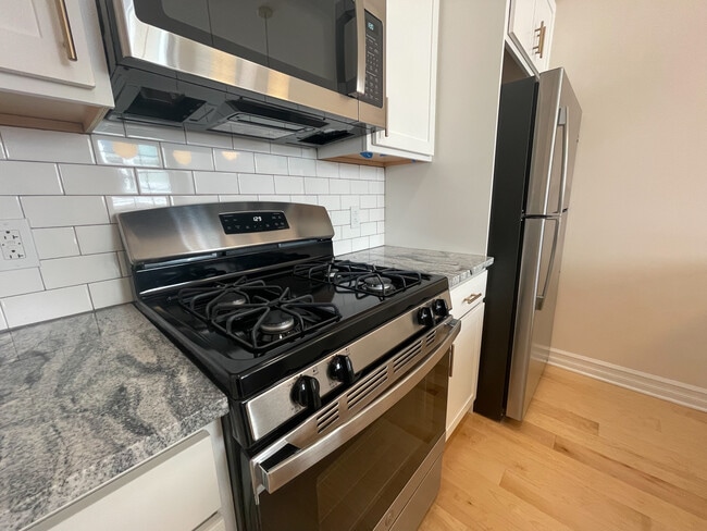 The Residences at 471 Elmwood, Buffalo, NY 14222 - photo 6