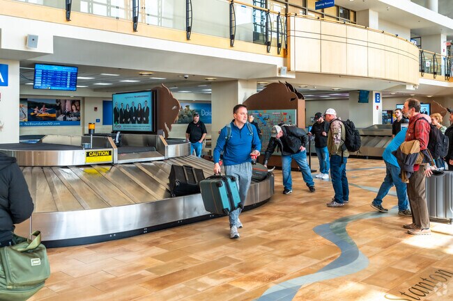 Park Hill has easy access to the Bismarck Municipal Airport.