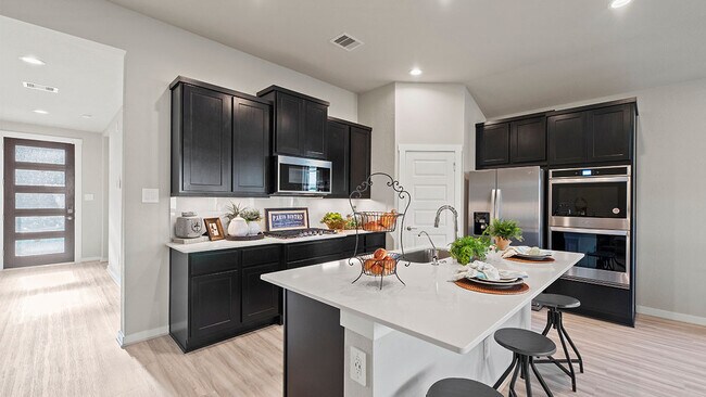 3211 Woodrose Orchard Dr unit 36206137, Pearland, TX 77581 - photo 6