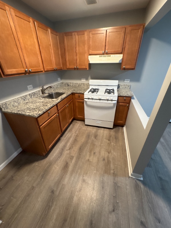 3341 Commercial Ave Unit 21, South Chicago Heights, IL 60411