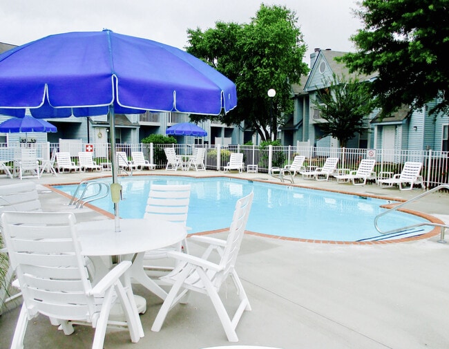 Royal Pointe Apartments, Virginia Beach, VA 23464 - photo 5