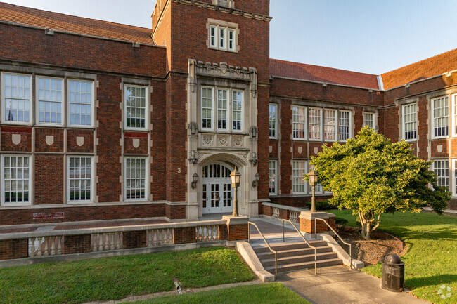 Benjamin Bosse High School scored an overall B- on niche.com.
