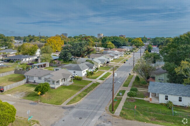 Cottage and bungalow homes are typical in Lafayette’s West End.