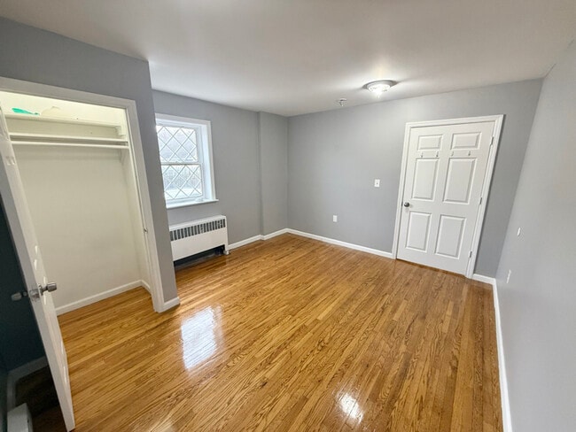 426 3rd Ave unit 4R, Troy, NY 12182 - photo 3