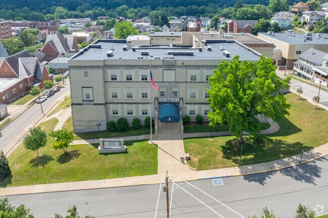 Learn from experts at Leechburg Area Middle School.