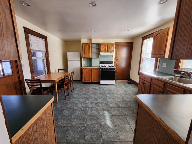 66 Brook St unit 2, Quincy, MA 02170 - photo 7