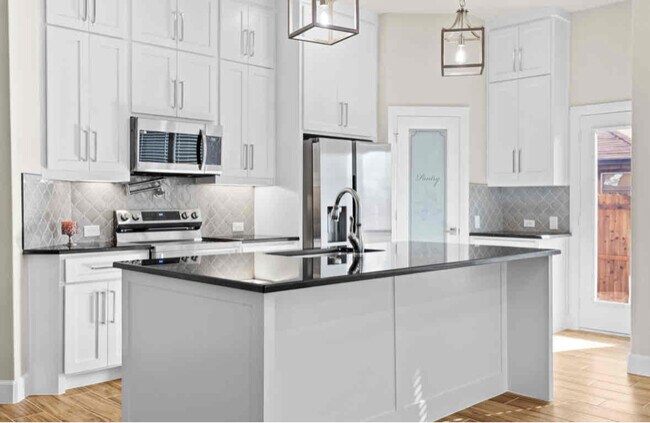 130 W 5th St unit B, Kennedale, TX 76060 - photo 5