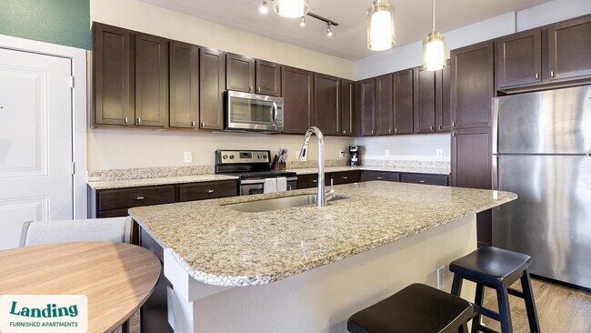 2090 Sundance Pkwy unit 8103.1408552, New Braunfels, TX 78130 - photo 7
