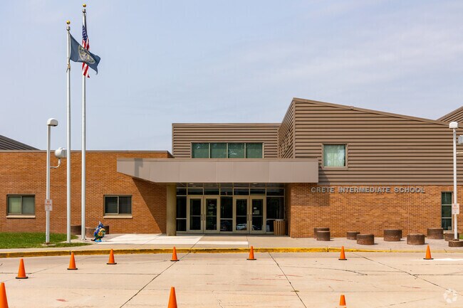 Crete Intermediate School serves grades 3 through 5.