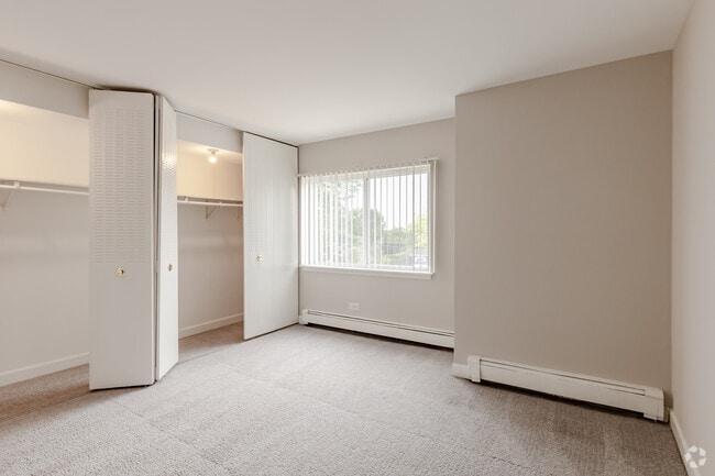 The Arbors of Glen Ellyn, Glen Ellyn, IL 60137 - photo 4