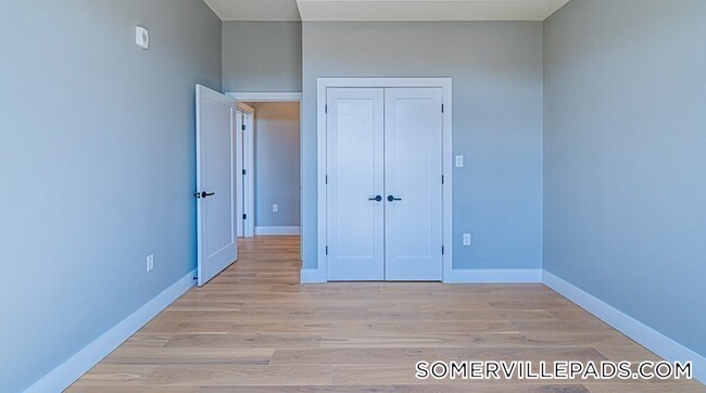 Cross Street East unit 311, Somerville, MA 02145 - photo 6