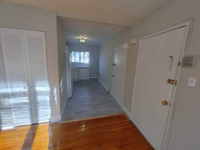 50 Saint Stephen St unit 27, Boston, MA 02115 - photo 6