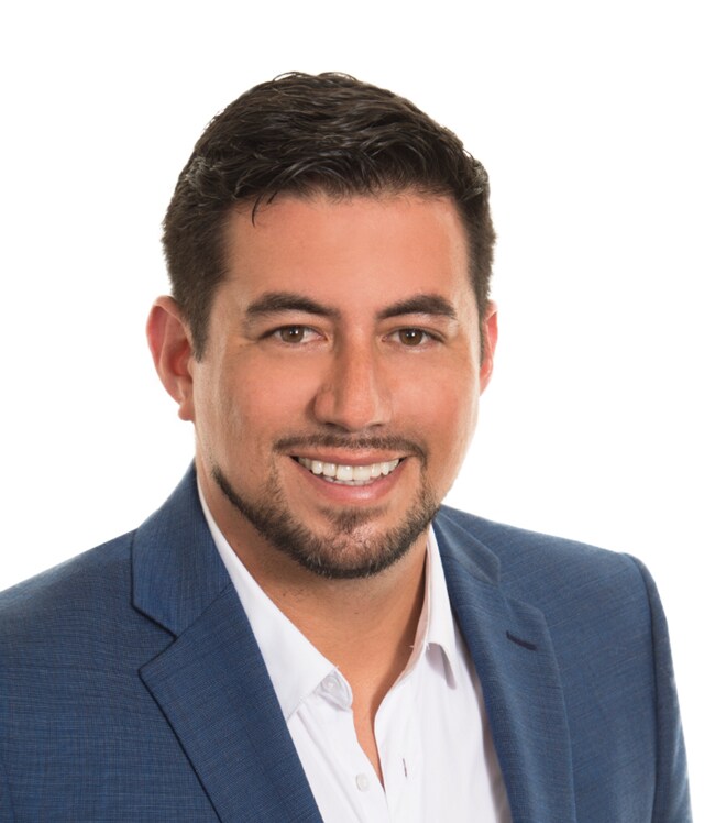 Agent Photo