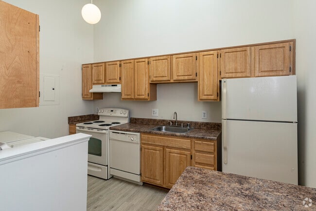 Manassas Meadows Apartments, Manassas, VA 20110 - photo 4
