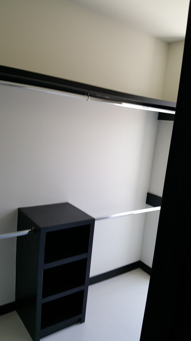 1212 White Oak Dr unit 1, Edinburg, TX 78541 - photo 7