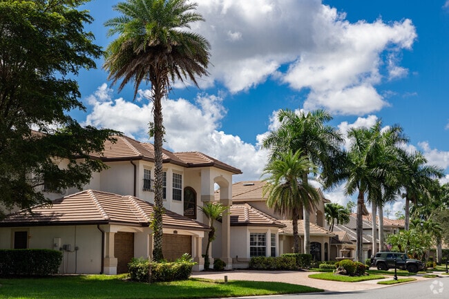 Homes in Heritage Palms include large estate homes with a Mediterranean style.