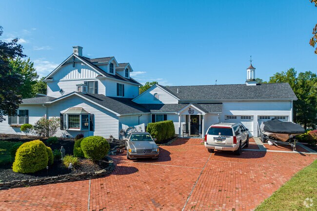 There are a wide selection of architectural styles throughout Paxtonia.