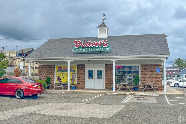 Dugan's Sandwich Shop in Woodbury boasts the best homemade bread around.