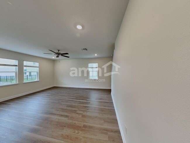 5944 Pinewood Ests Dr, St. Cloud, FL 34771 - photo 7