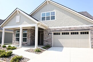 1018 NW Creekside Dr, Waukee, IA 50263