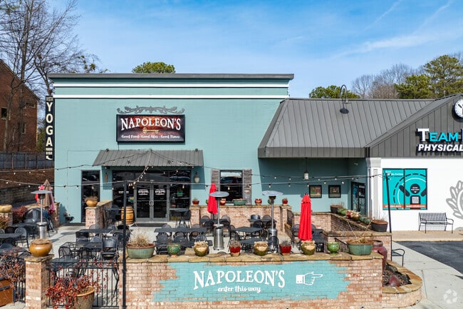Napoleon's Grill offers live music, a diverse menu, and both indoor and outdoor seating.