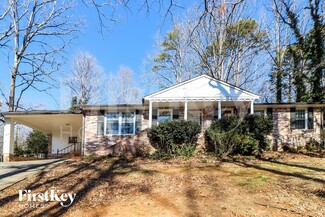 458 Oakland Dr NW, Gainesville, GA 30501
