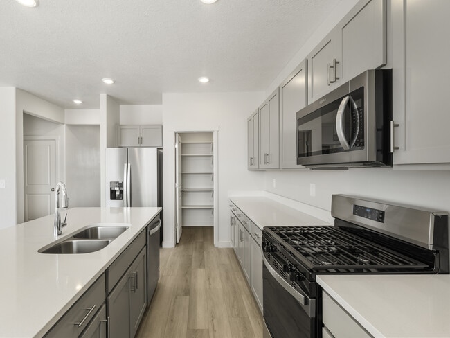 3163 W 3450 S, West Haven, UT 84401 - photo 3