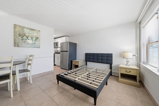 807 W New York Ave unit 110, Somers Point, NJ 08244 - photo 2