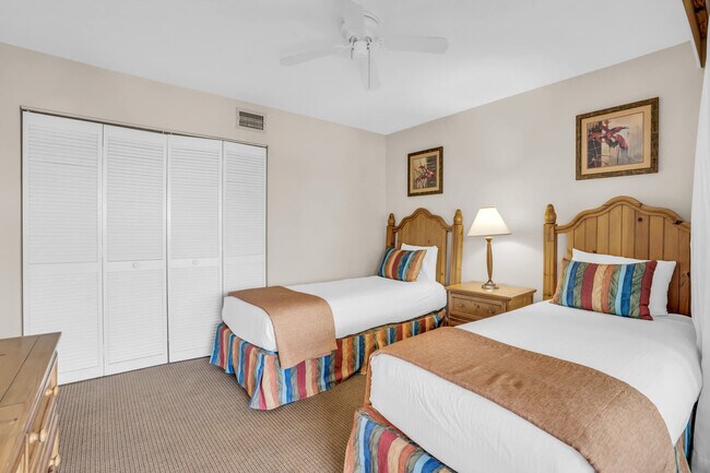 600 Neapolitan Way unit FL4-ID1073546P, Naples, FL 34103 - photo 5