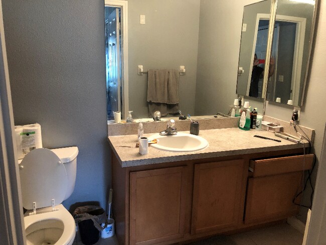 6446 Cypressdale Dr unit 201, Riverview, FL 33578 - photo 4