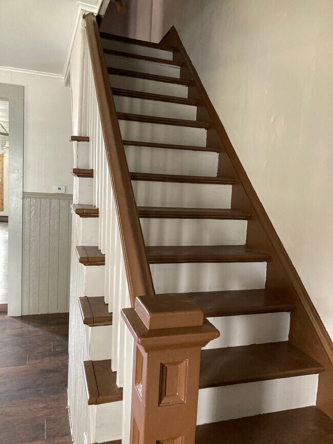 1320 Otter St, Franklin, PA 16323 - photo 3