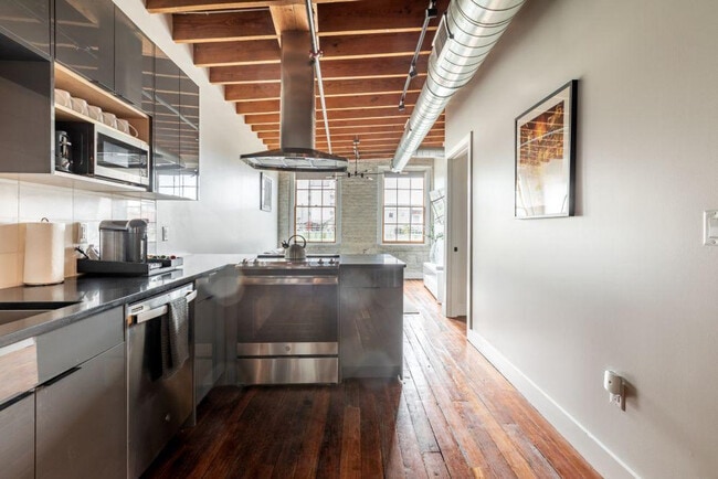 315 Girod St unit ID1267139P, New Orleans, LA 70130 - photo 7