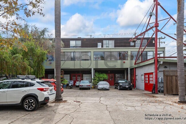 3016 Filbert St, Emeryville, CA 94608 - photo 4