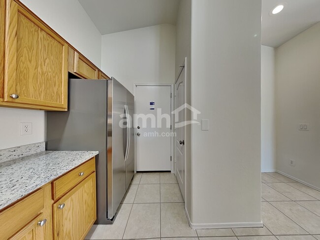 11409 W Davis Ln, Avondale, AZ 85323 - photo 4