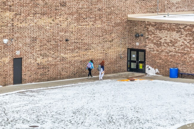 The total minority enrollment is 19%, and 7% of students are economically disadvantaged.