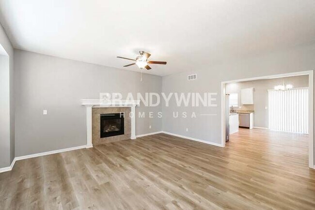 713 Poplar Cir, Belton, MO 64012 - photo 6