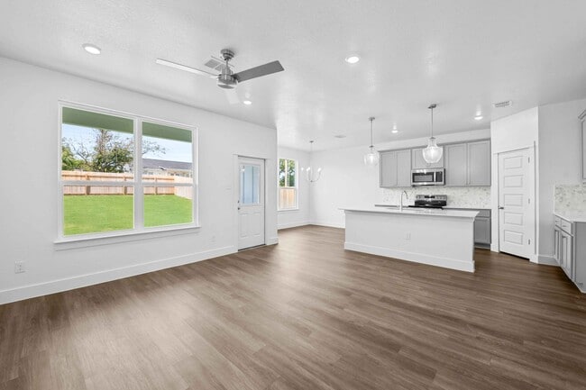 8913 Ponderosa Pine Rd, Temple, TX 76502 - photo 2