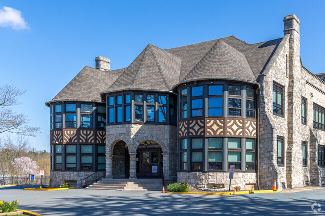 A.I. DuPont Middle School serves roughly 500 students in grades 6 through 8.
