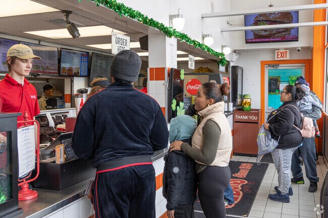Jansons Drive In is an long standing neighborhood icon in Beverly, always busy serving Hot Dogs.