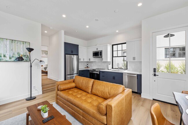 603 Garnet St unit B, Redondo Beach, CA 90277 - photo 6