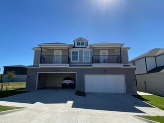 4199 W Santa fe St Unit 4199-2, Fayetteville, AR 72704