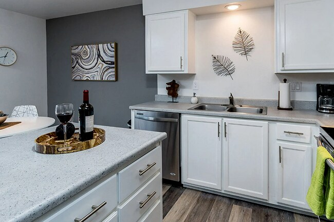 Sienna Pointe Apartments, Bend, OR 97701 - photo 4