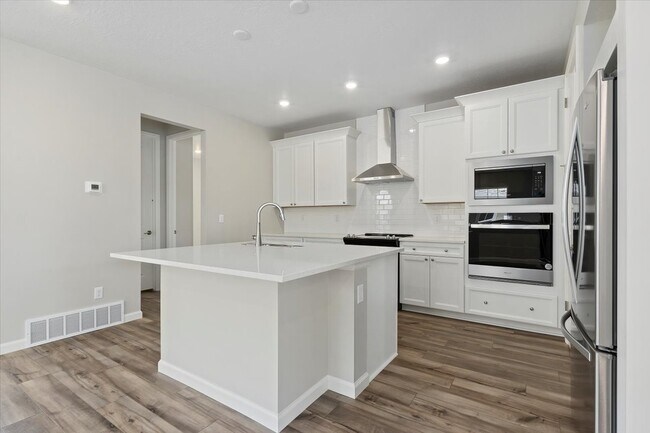 6189 W Stone Mount Way, South Jordan, UT 84009 - photo 4