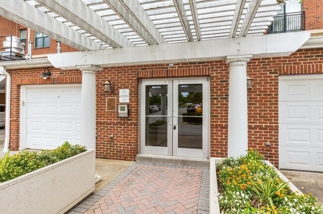 9000 Lorton Station Blvd unit 205, Lorton, VA 22079 - photo 4