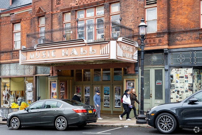 The Tarrytown Music Hall hosts star-studded acts.