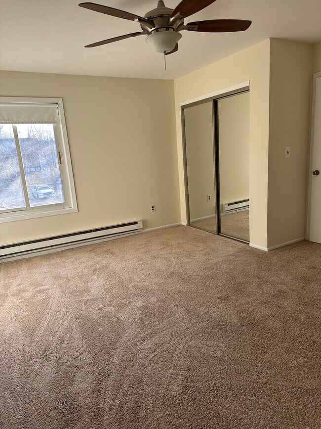 156 Cross Slope Ct unit K, Manalapan, NJ 07726 - photo 6